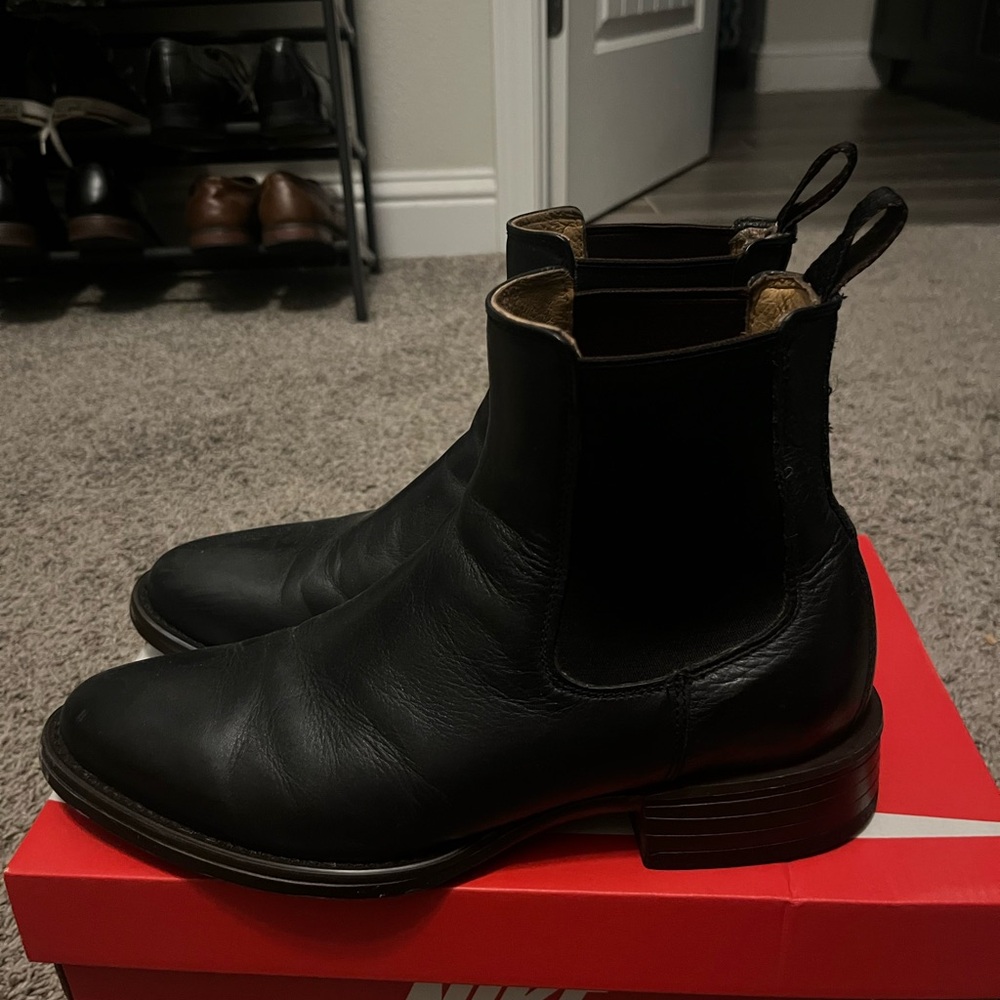 Cody James Leather Men's Black Chelsea Boots - Picture 2 of 6
